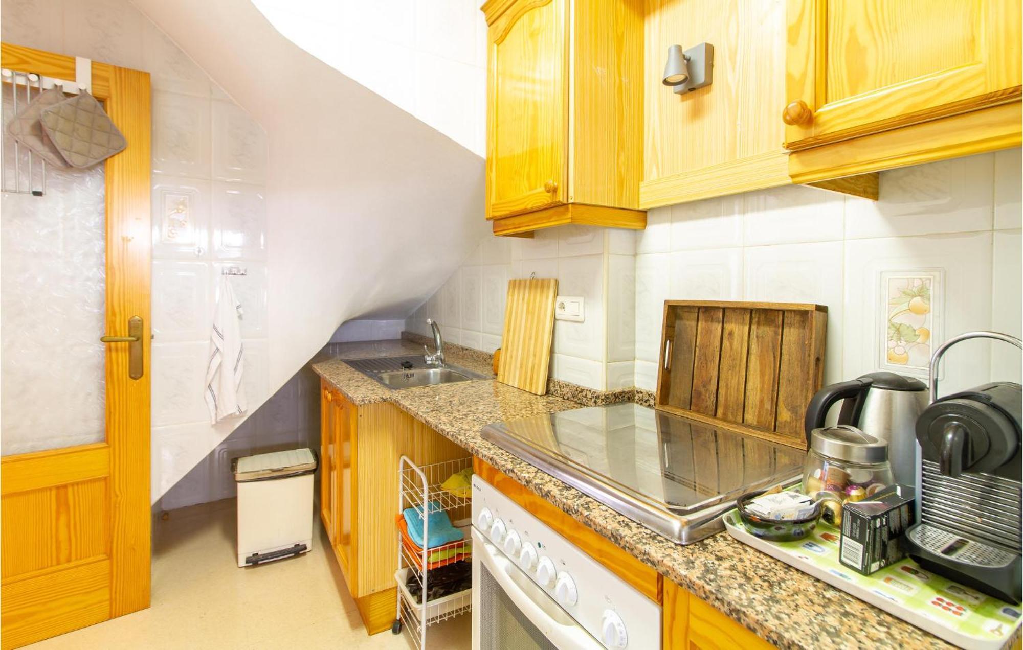 2 Bedroom Lovely Home In سانتا بولا المظهر الخارجي الصورة